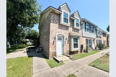 1911 Sherwood Forest Street #17, Houston, TX 77043 - Photo 1