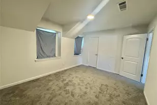 1911 Sherwood Forest St, Houston, TX 77043 - Photo 11