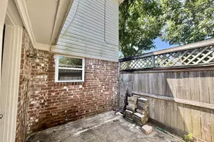 1911 Sherwood Forest St, Houston, TX 77043 - Photo 15