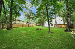 6 Yewleaf Ct, The Woodlands, TX 77381 - Photo 33