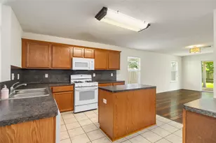 22031 Silverfield Park Ln, Katy, TX 77449 - Photo 7