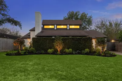 3210 Freshmeadows Drive, Houston, TX 77063 - Photo 3