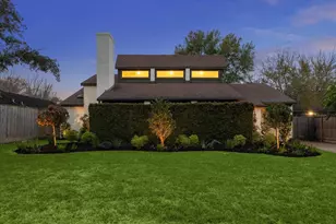 3210 Freshmeadows Dr, Houston, TX 77063 - Photo 3