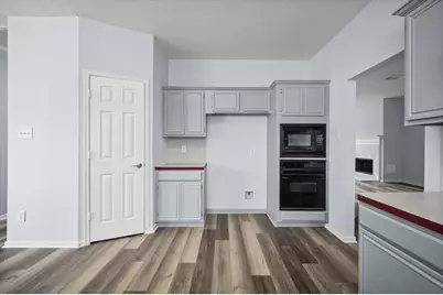 9366 Corner Oaks Lane, Houston, TX 77036 - Photo 13