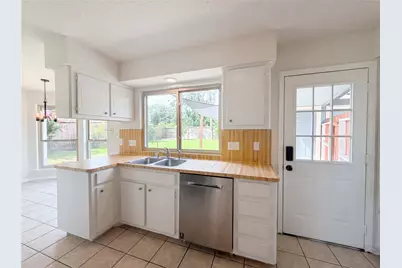 8119 Silent Cedars Drive, Houston, TX 77095 - Photo 7