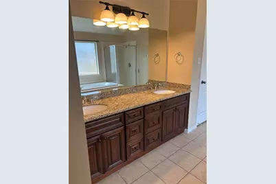 15115 Crescent Lilly Dr, Cypress, TX 77433 - Photo 9