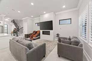 2435 Prairie Hollow Ln, Houston, TX 77077 - Photo 11