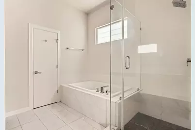 126 Pierce Street, Houston, TX 77002 - Photo 17