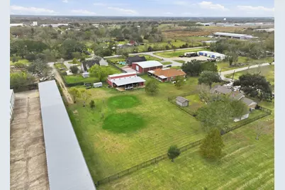 1910 Quinn Road, Pearland, TX 77581 - Photo 1