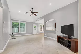 934 Genoa St, Houston, TX 77587 - Photo 7