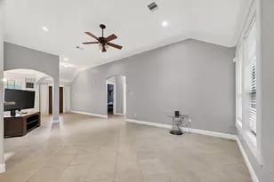 934 Genoa St, Houston, TX 77587 - Photo 9