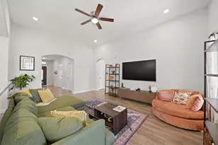 5602 Belmark St, Houston, TX 77033 - Photo 7