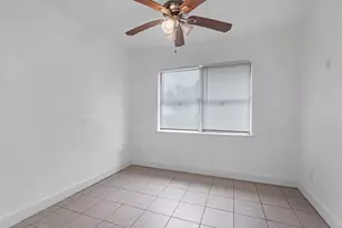 838 Rosewick St, Houston, TX 77015 - Photo 9