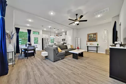 104 Red Cascade Court, Conroe, TX 77318 - Photo 5