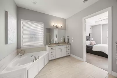 1216 Murrayhill Drive, Houston, TX 77043 - Photo 17