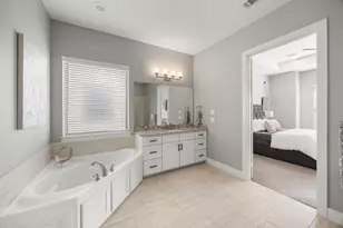 1216 Murrayhill Dr, Houston, TX 77043 - Photo 17
