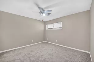 6038 Cartagena St, Houston, TX 77035 - Photo 33