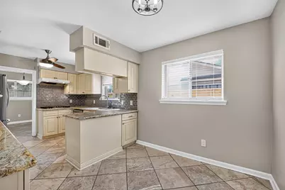 6038 Cartagena Street, Houston, TX 77035 - Photo 25