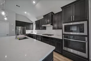 8303 Mount Washburn Ct, Porter, TX 77365 - Photo 7