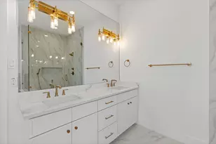 1103 E 37th St, Houston, TX 77022 - Photo 35