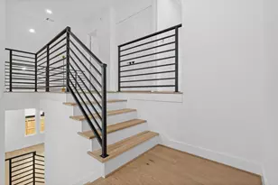 1103 E 37th St, Houston, TX 77022 - Photo 23