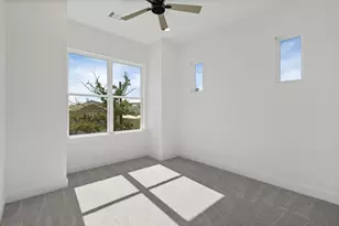 1103 E 37th St, Houston, TX 77022 - Photo 37
