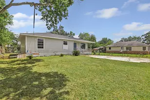 234 Bay Oaks Dr, La Porte, TX 77571 - Photo 3