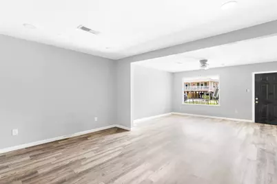 234 Bay Oaks Drive, La Porte, TX 77571 - Photo 7