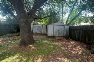 1110 Jarrett St, Liberty, TX 77575 - Photo 15