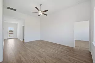 1608 Jean Mdw Dr, Rosenberg, TX 77471 - Photo 7
