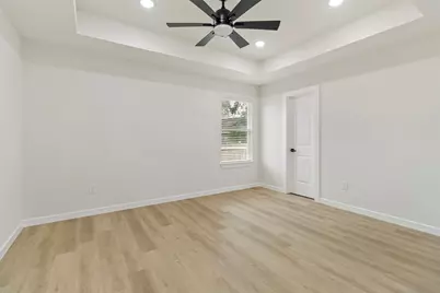 4107 Coon Street, Bacliff, TX 77518 - Photo 15