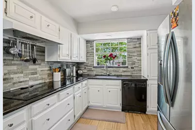 207 Lochnell Drive, Houston, TX 77062 - Photo 11