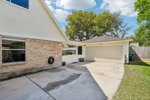 207 Lochnell Dr, Houston, TX 77062 - Photo 35