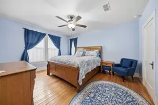 100 E Tom Green St, Brenham, TX 77833 - Photo 13