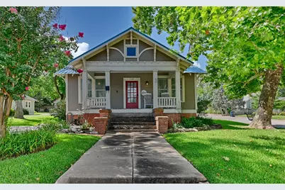 100 E Tom Green Street, Brenham, TX 77833 - Photo 1