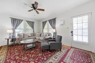 100 E Tom Green St, Brenham, TX 77833 - Photo 3