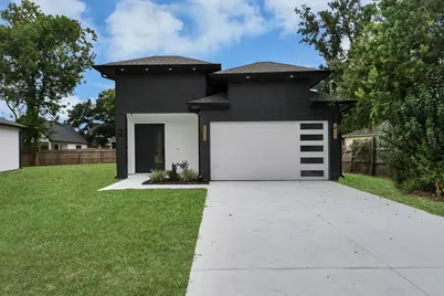 1904 Bell Street, Dayton, TX 77535 - Photo 1