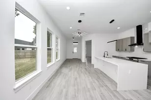 1904 Bell St, Dayton, TX 77535 - Photo 7