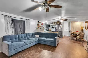 7225 7225 Libby Ln, Pearland, TX 77584 - Photo 9