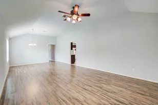 2106 Bishop Hollow Ln, Rosenberg, TX 77471 - Photo 7