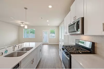 3115 Skyrock Drive, Houston, TX 77063 - Photo 11