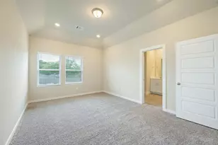 3115 Skyrock Dr, Houston, TX 77063 - Photo 23