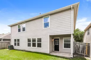 19710 Rocky Shores Dr, Tomball, TX 77375 - Photo 17