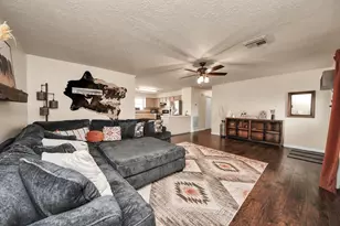 13103 County Rd 65, Rosharon, TX 77583 - Photo 9