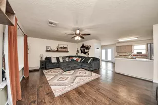 13103 County Rd 65, Rosharon, TX 77583 - Photo 7