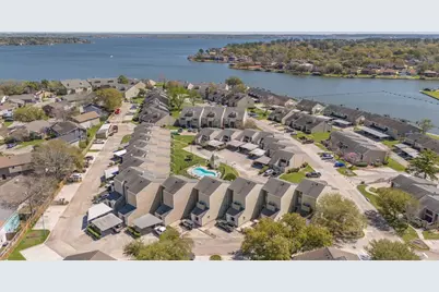 30 April Point Drive S, Conroe, TX 77356 - Photo 25