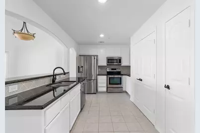 30 April Point Drive S, Conroe, TX 77356 - Photo 7