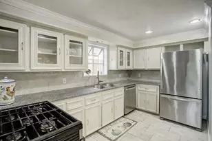 5303 Tallow Ln, Houston, TX 77021 - Photo 17