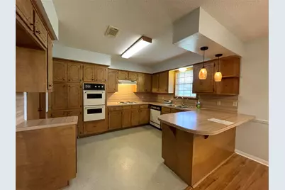 1304 Allison Street, Brenham, TX 77833 - Photo 9