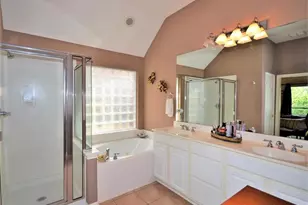 3718 Tumbling Falls Dr, Manvel, TX 77578 - Photo 17